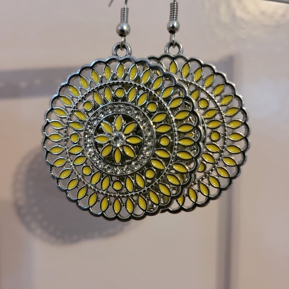 Yellow Earrings - Picture 3 of 3